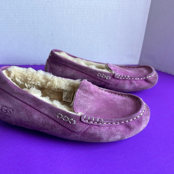REDUCED!!!   Ugg Pink Ansley Shearling Slippers Moccasins Size 5.5 - Picture 6 of 6